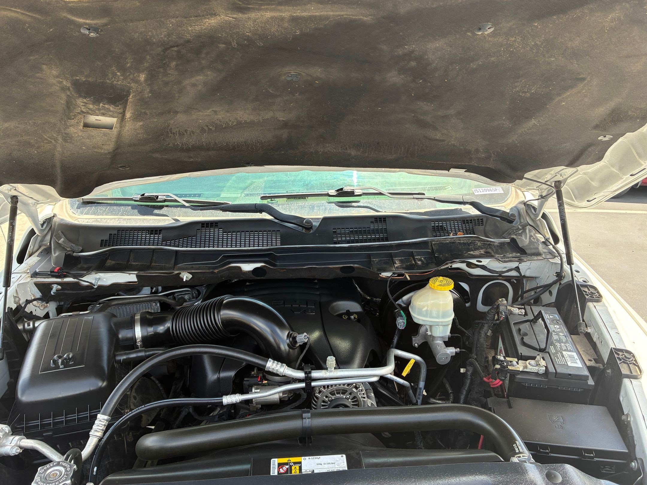 Used 2018 RAM 1500 Laramie AWD/4WD image 31