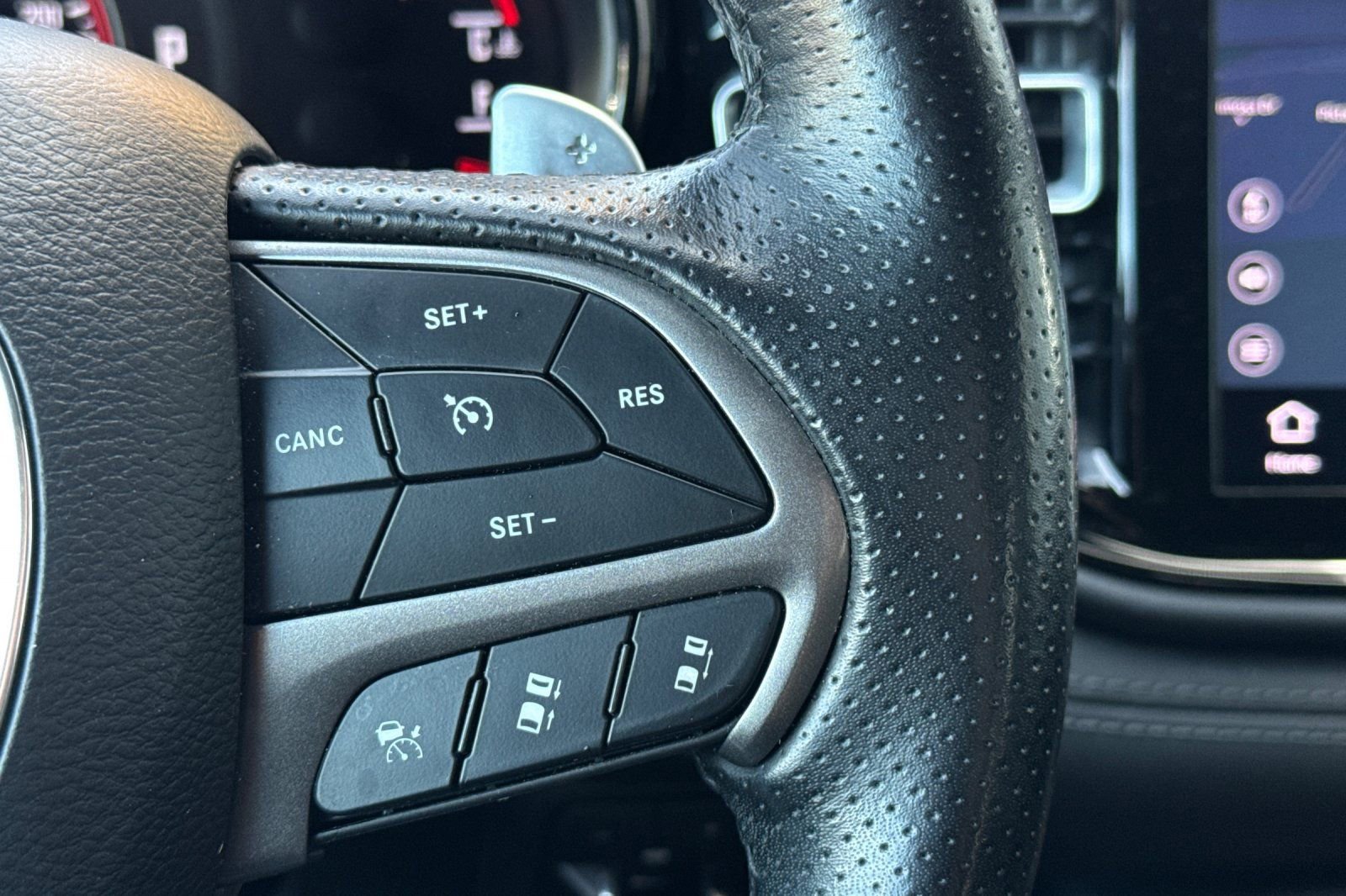 Used 2022 Dodge Durango Citadel AWD/4WD image 31