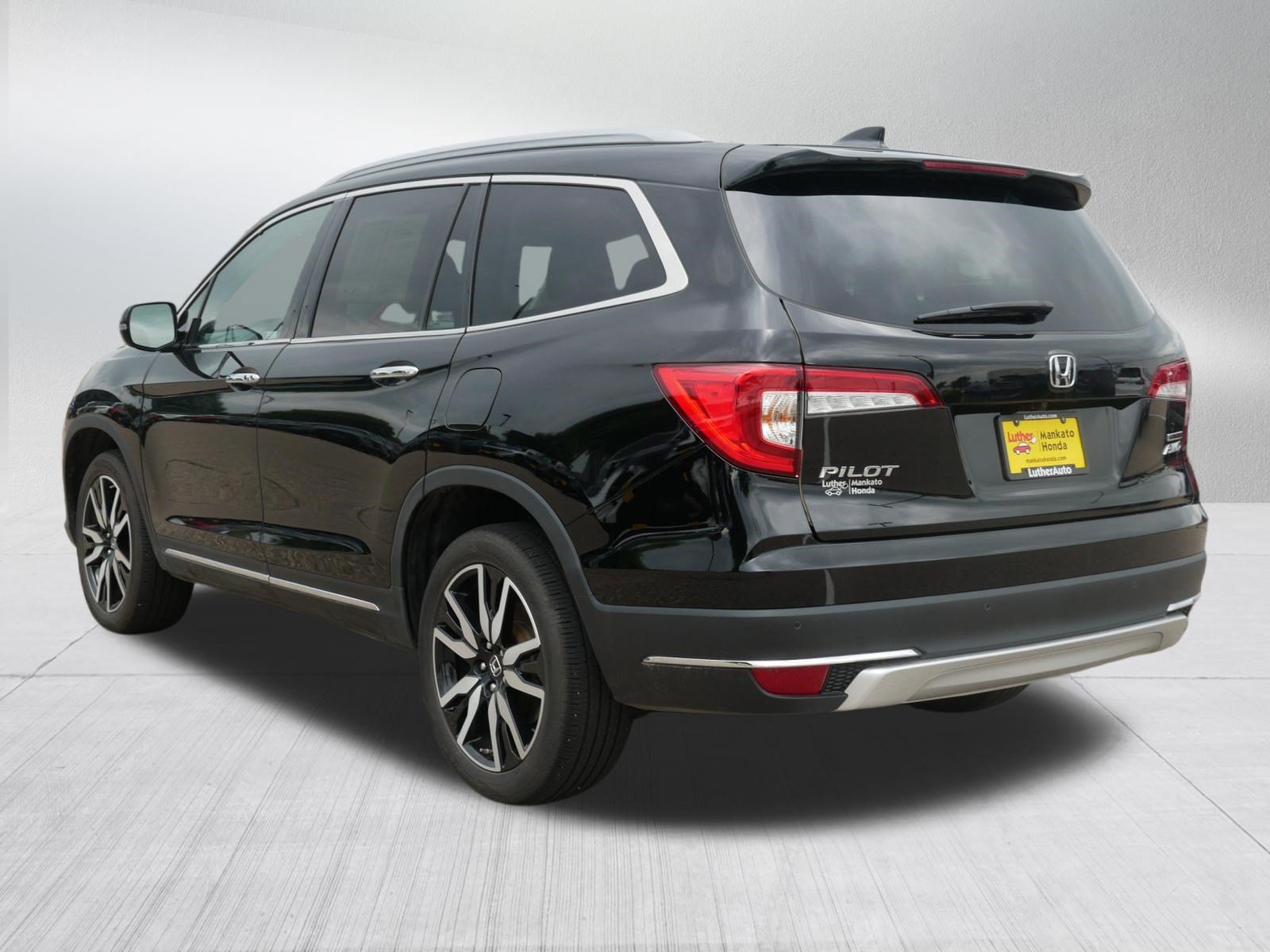 Used 2022 Honda Pilot Touring image 5