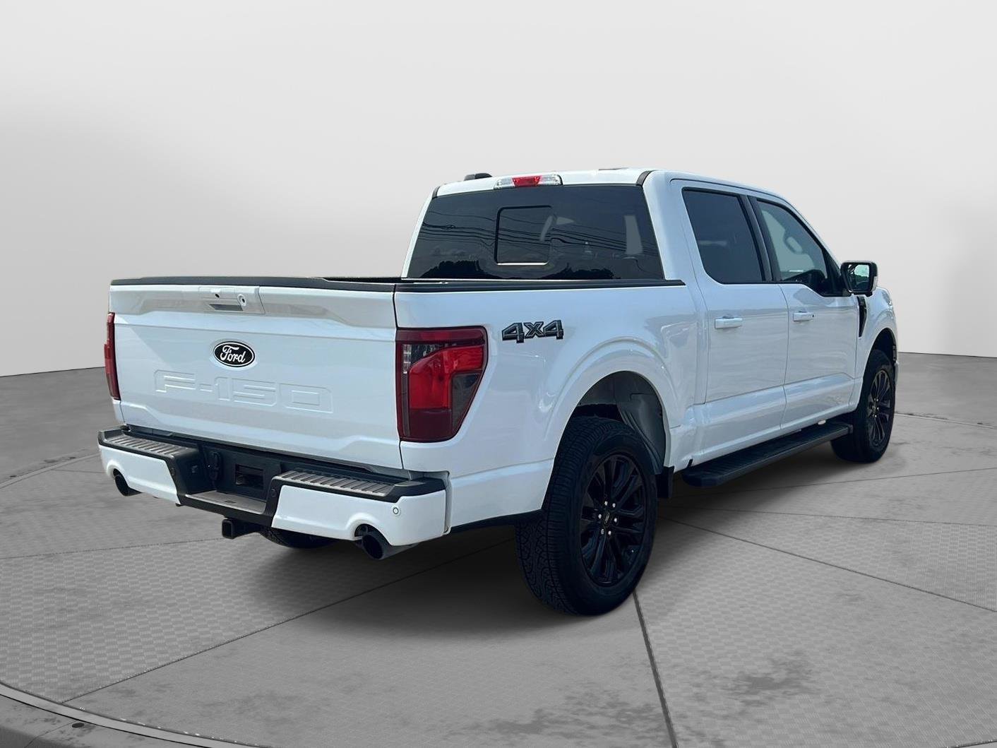 Used 2026 Ford F150 XLT w/ Equipment Group 302A MID AWD/4WD image 9
