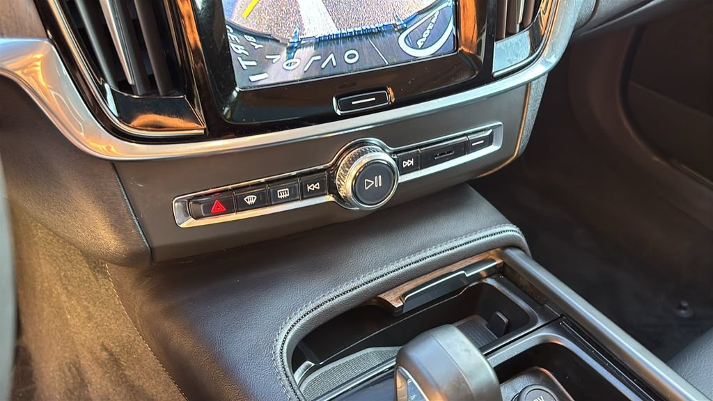 Certified 2023 Volvo S90 B6 Plus AWD/4WD image 20