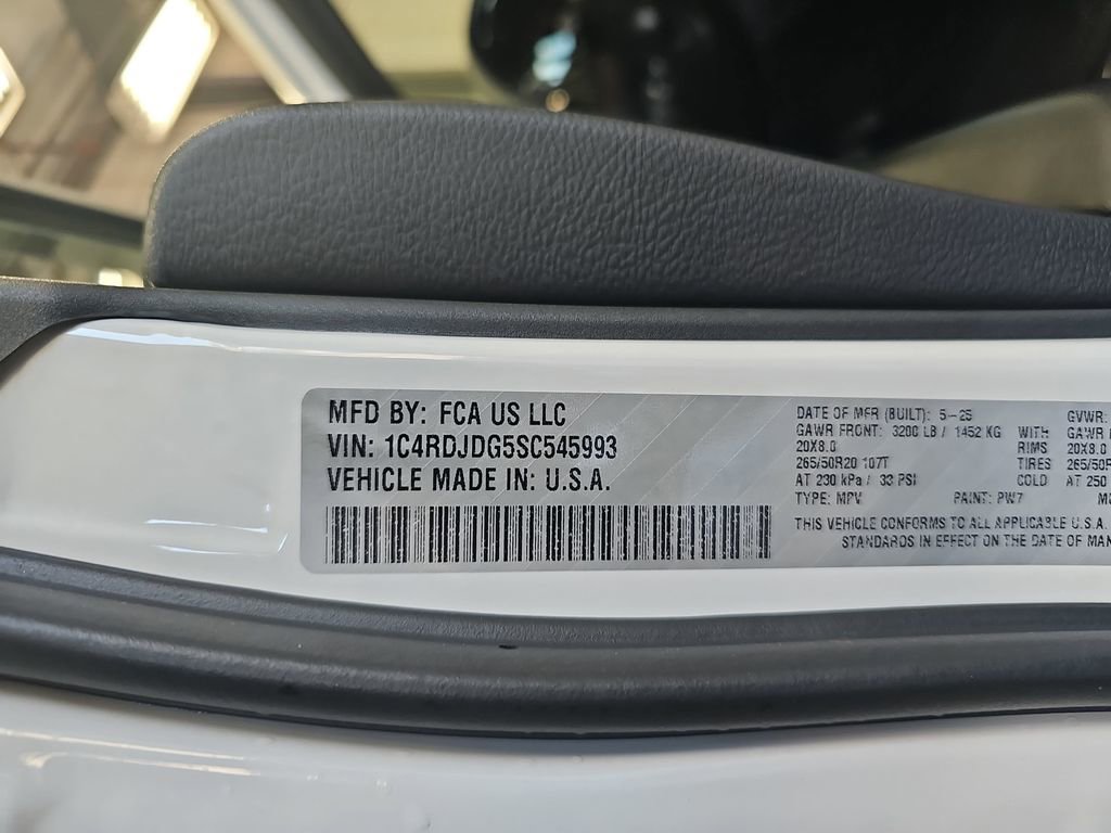 Used 2025 Dodge Durango GT AWD/4WD image 34