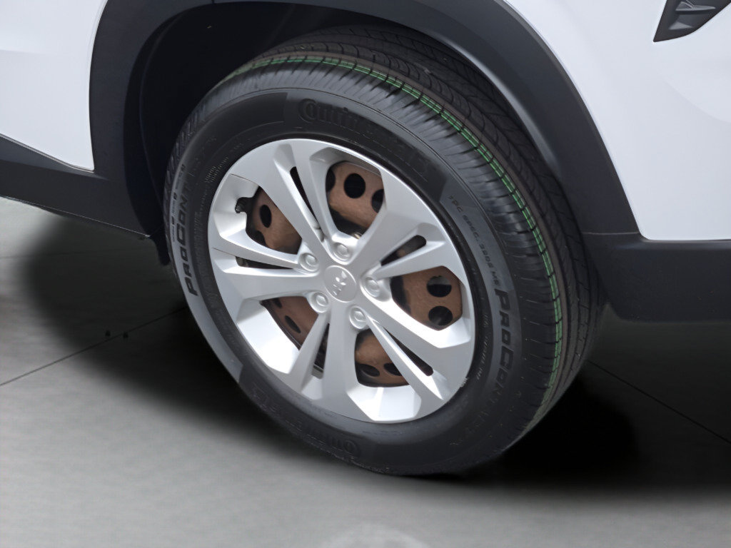 Certified 2024 Chevrolet Trax LS FWD image 19