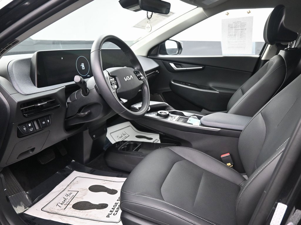 Used 2023 Kia EV6 Wind image 28