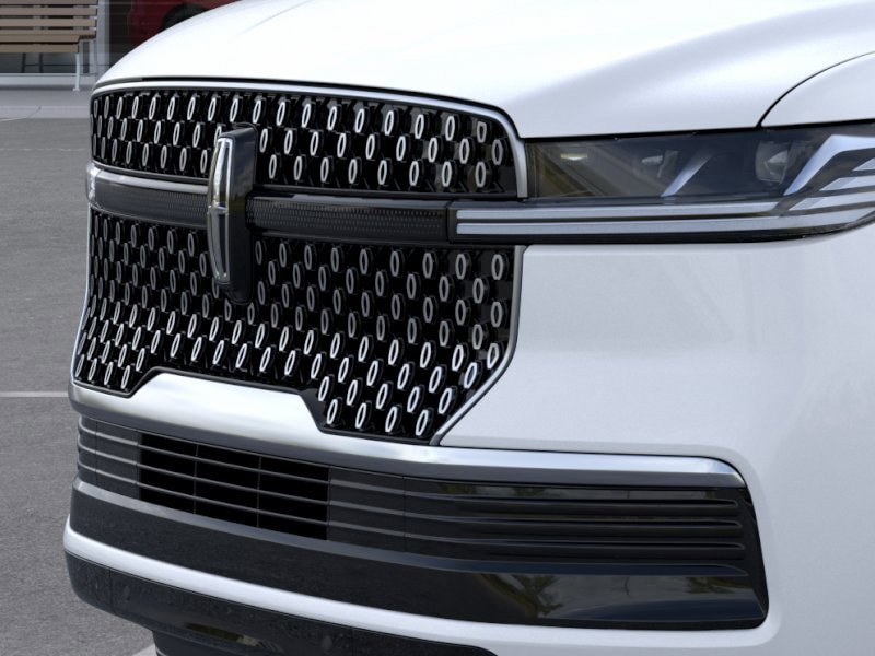 New 2026 Lincoln Navigator L Reserve AWD/4WD image 17