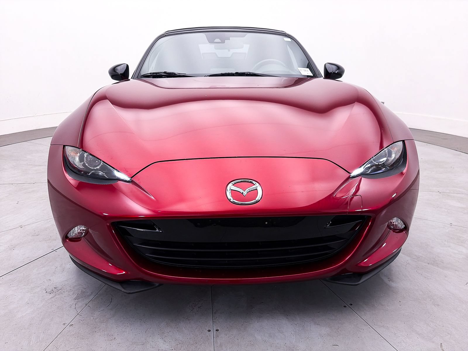 Used 2021 MAZDA MX-5 Miata Sport RWD image 11