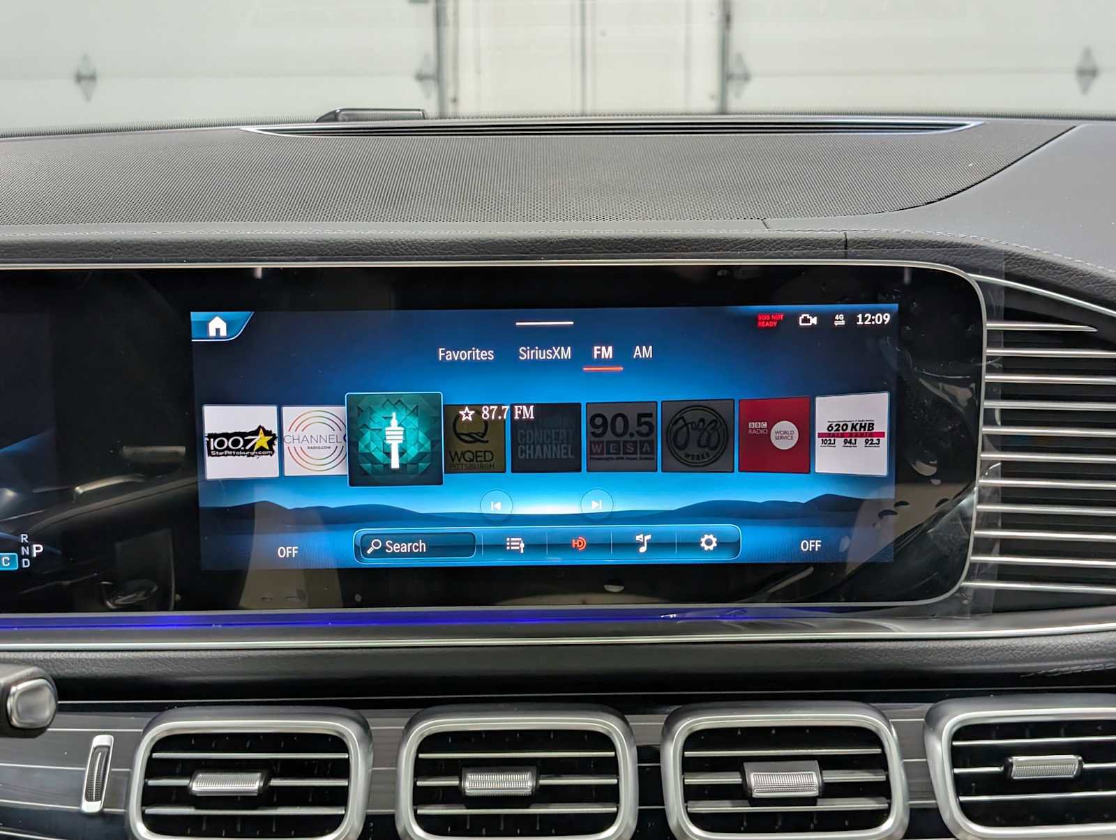 New 2026 Mercedes-Benz GLE 53 AMG 4MATIC Coupe image 16