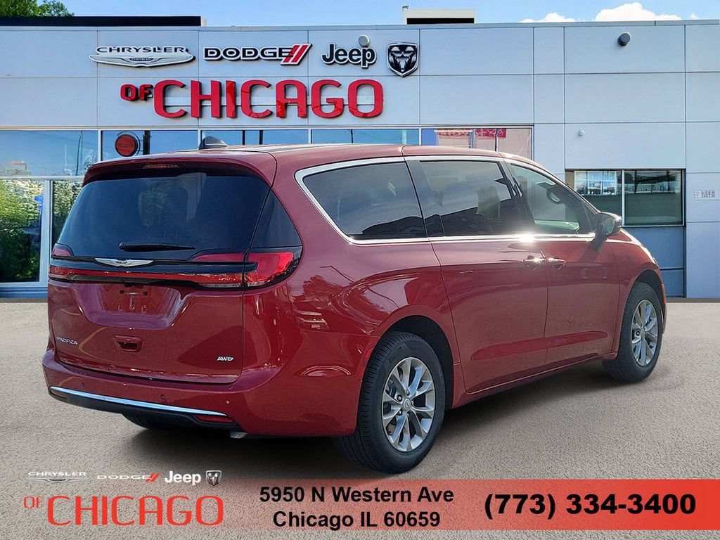 New 2026 Chrysler Pacifica Select AWD/4WD image 4
