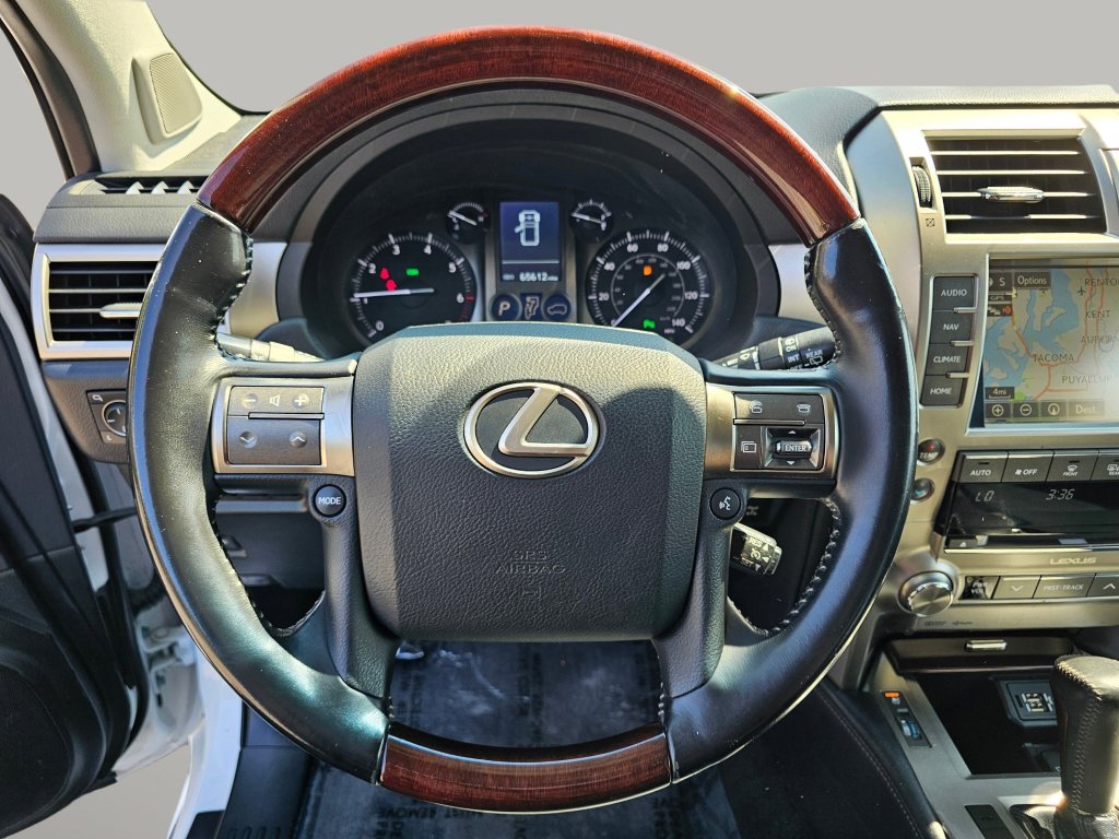 Used 2018 Lexus GX 460 Premium w/ Premium Package image 6