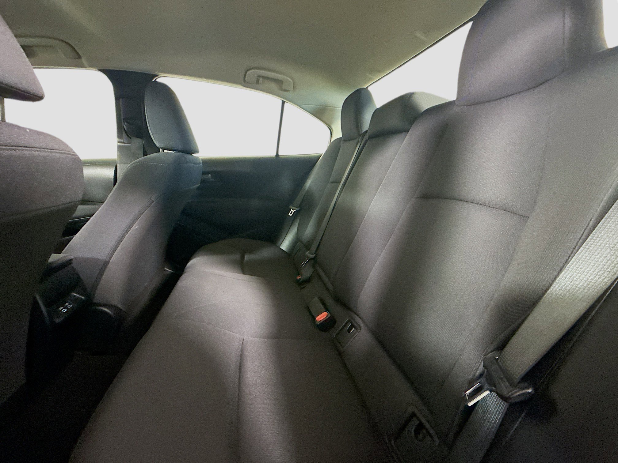 Used 2024 Toyota Corolla LE image 24