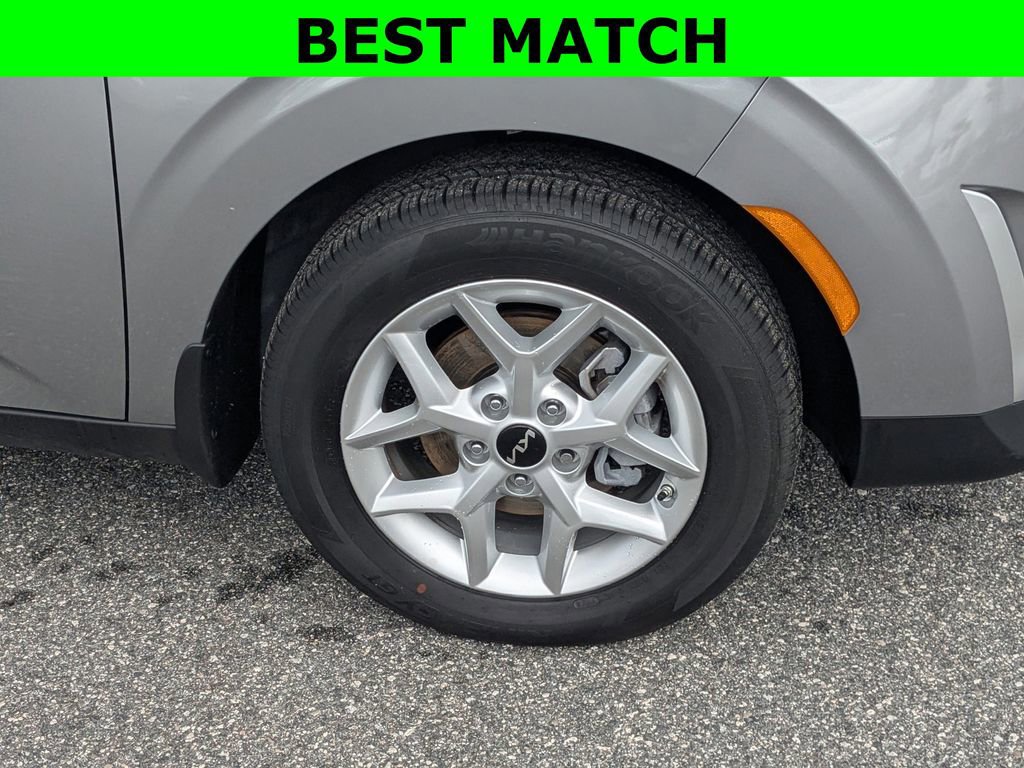 Used 2025 Kia Soul LX w/ LX Technology Package image 10