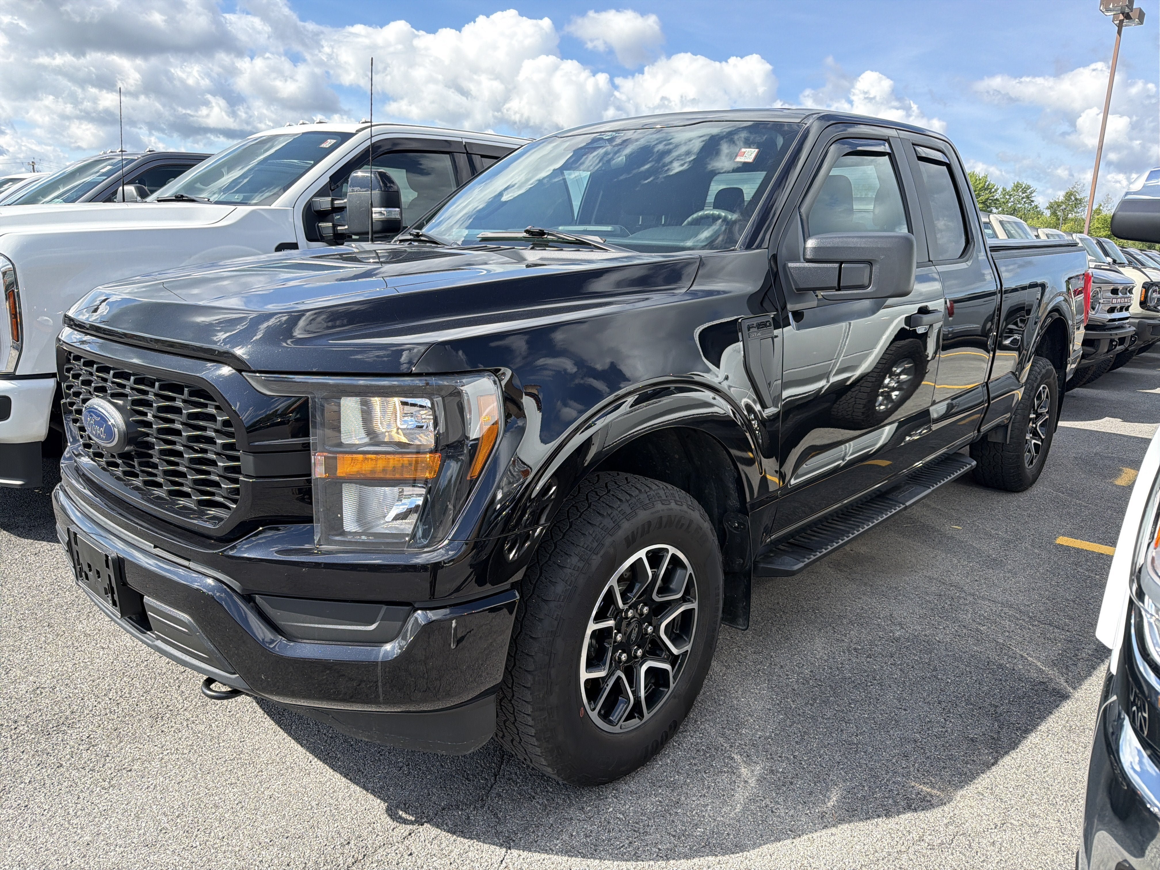 Used 2023 Ford F150 XL w/ STX Appearance Package AWD/4WD image 4