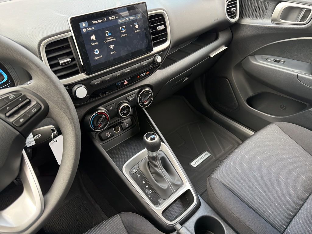 New 2026 Hyundai Venue SE image 24