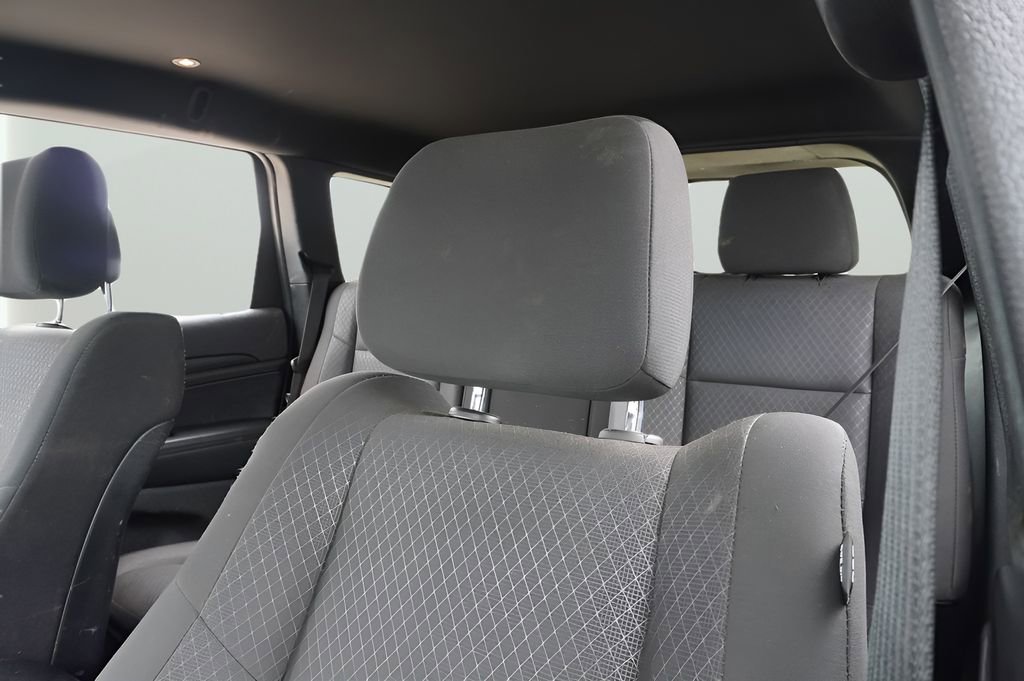 Used 2020 Jeep Grand Cherokee Laredo w/ Security & Convenience Group AWD/4WD image 22