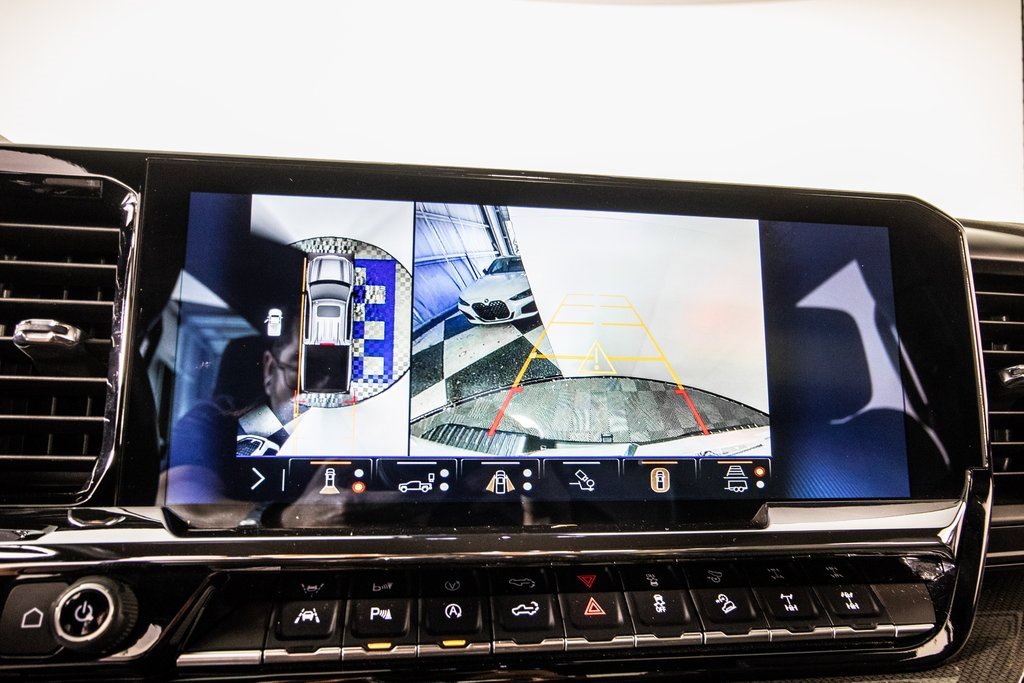 Used 2024 Chevrolet Silverado 1500 ZR2 w/ Technology Package image 19