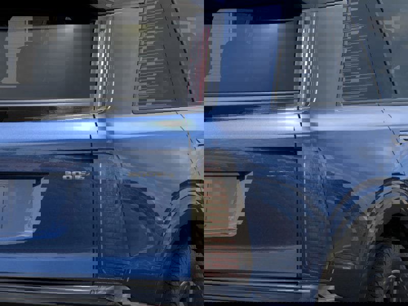 New 2026 Cadillac Vistiq Sport image 11