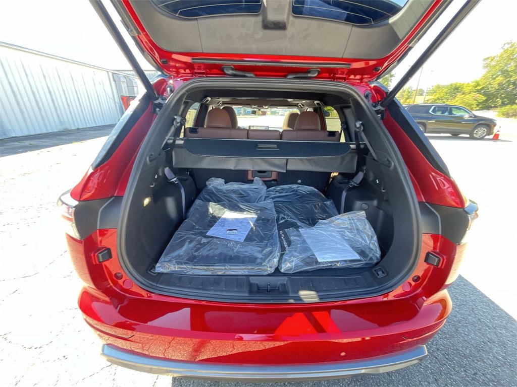 New 2025 Mitsubishi Outlander SEL image 24