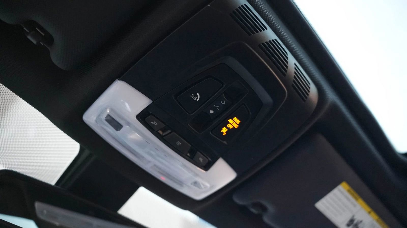 Used 2018 BMW 330i xDrive Sedan w/ Convenience Package image 46