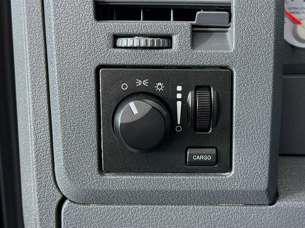 Used 2008 Dodge Ram 2500 Truck SXT w/ Protection Group AWD/4WD image 7