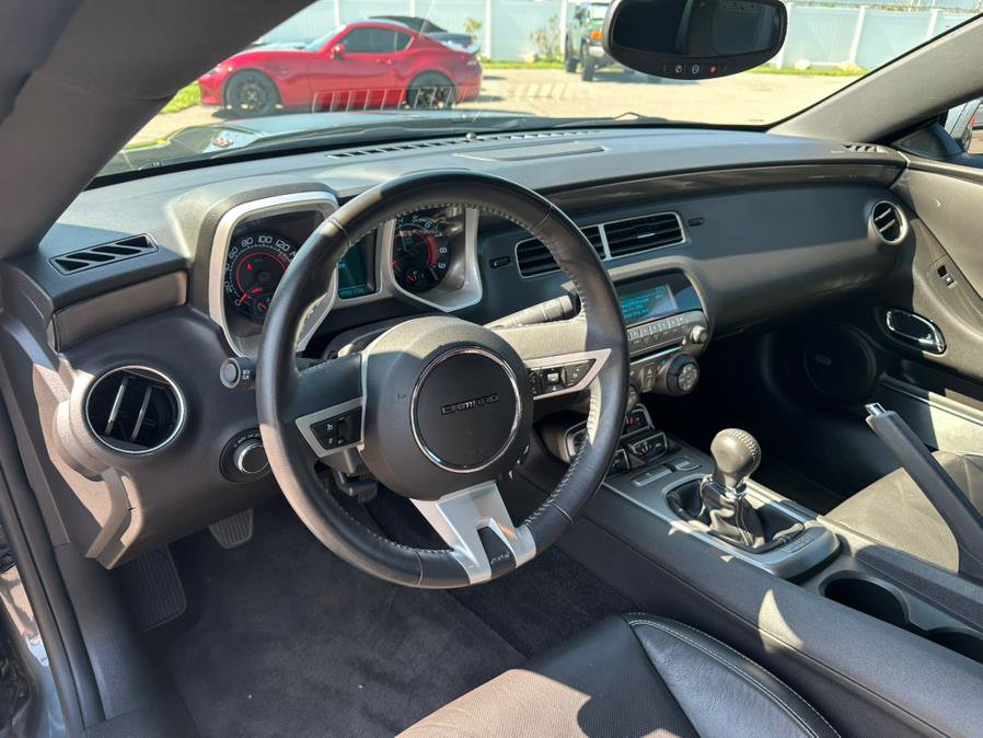 Used 2010 Chevrolet Camaro SS w/ LPO, Ground Effects Package image 13