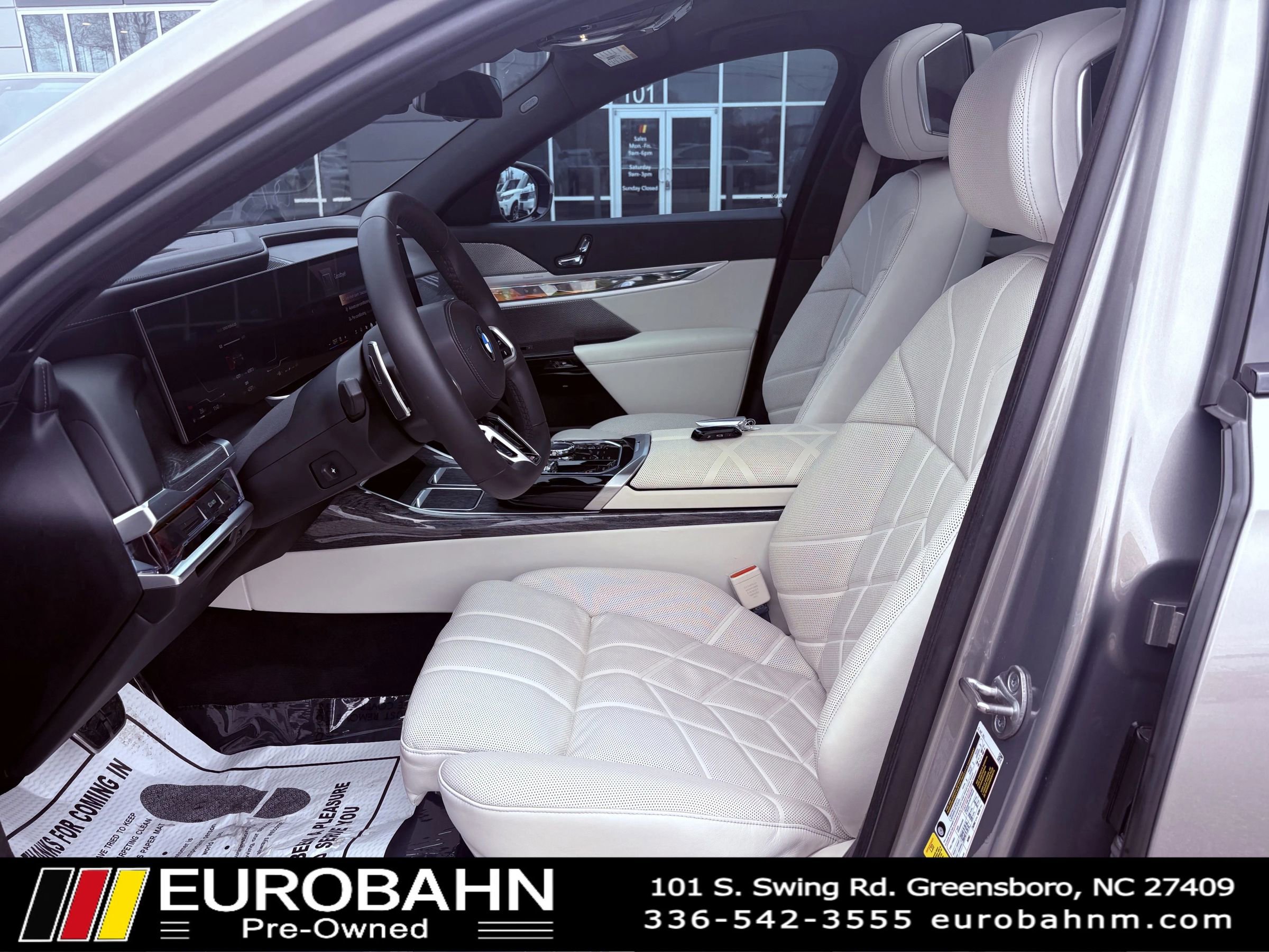 Used 2023 BMW 740i RWD image 7