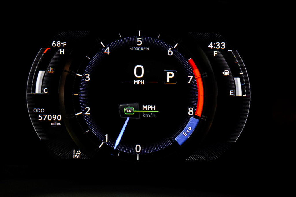 Used 2023 Lexus ES 350 F Sport w/ Accessory Package (Z2) FWD image 34