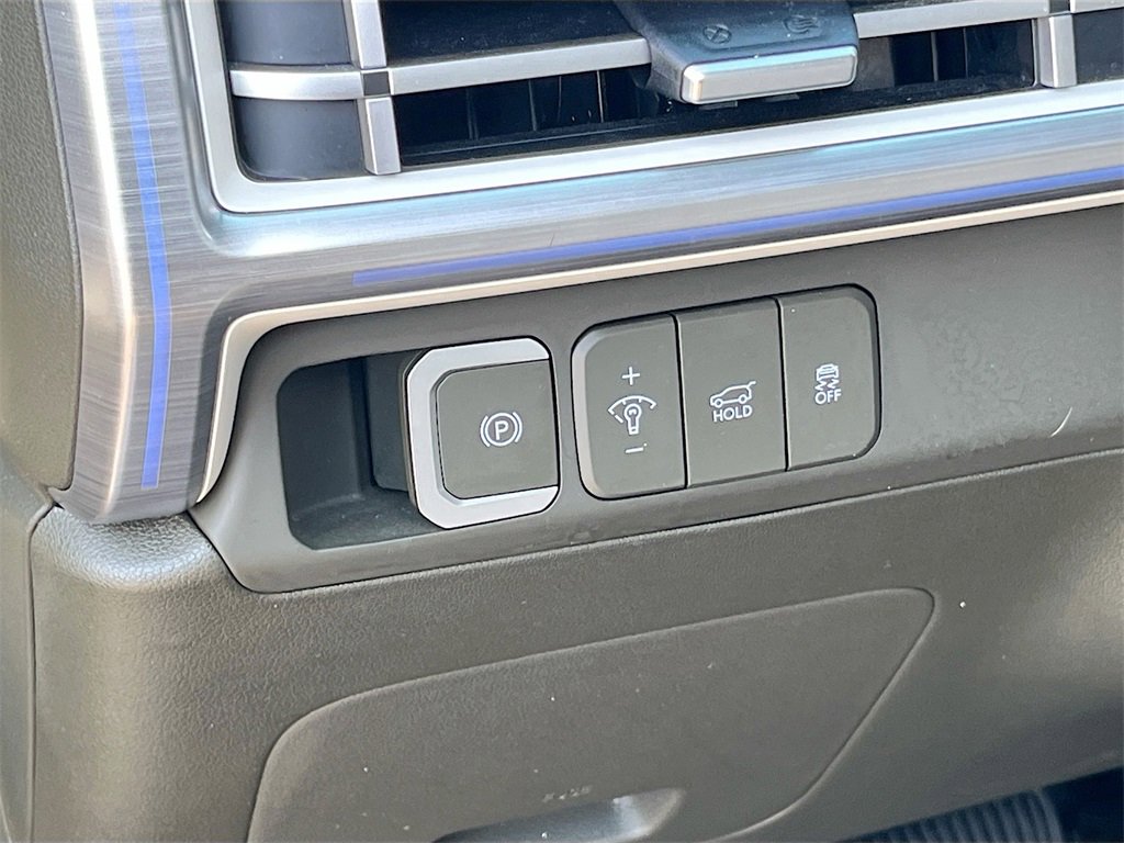 Used 2024 Hyundai Santa Fe Calligraphy image 10