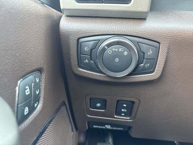 Used 2022 Ford F350 King Ranch AWD/4WD image 32