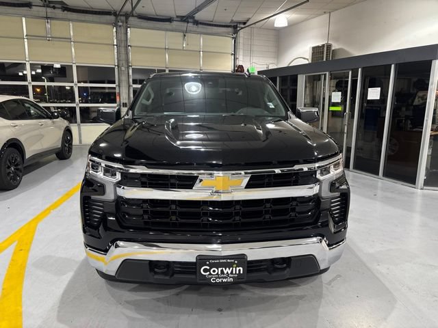 Used 2026 Chevrolet Silverado 1500 LT w/ Protection Package AWD/4WD image 3