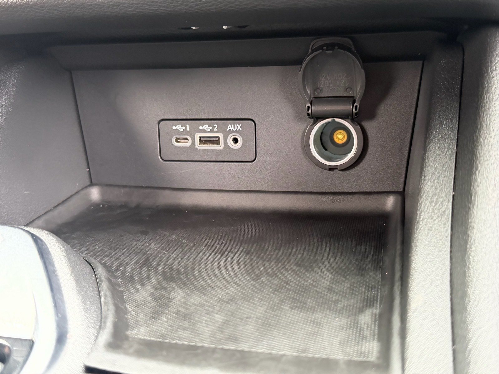 Used 2021 Nissan Sentra SV FWD image 25