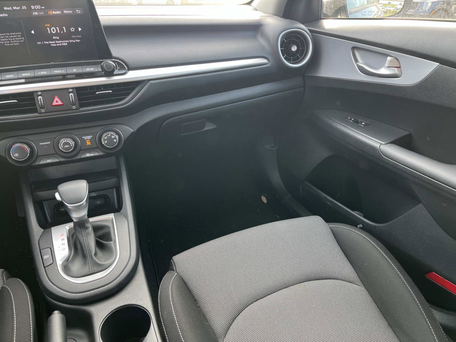 Certified 2024 Kia Forte LXS w/ LXS Technology Package image 13