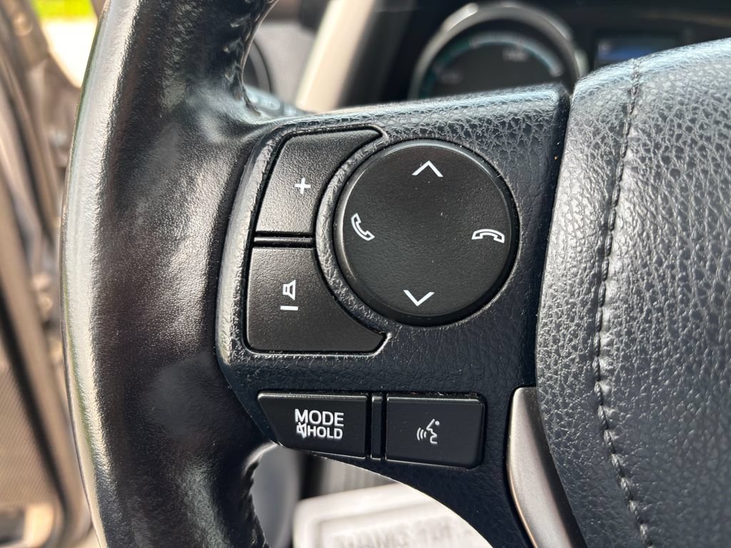Used 2017 Toyota RAV4 Limited w/ Advanced Technology Package AWD/4WD image 41