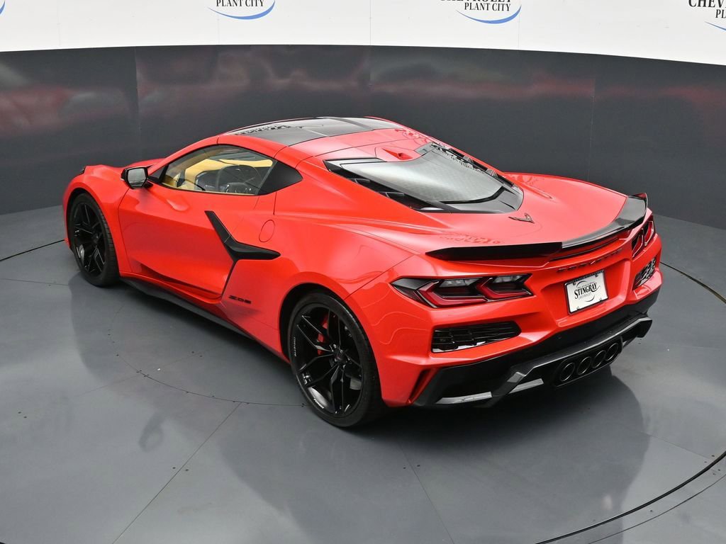 Used 2025 Chevrolet Corvette Z06 image 13