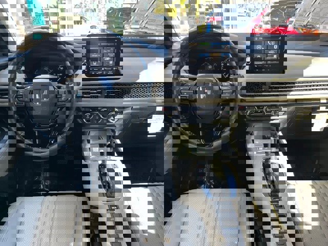 Used 2025 Honda HR-V EX-L image 13