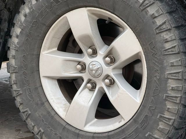 Used 2021 RAM 1500 Classic Tradesman RWD image 11