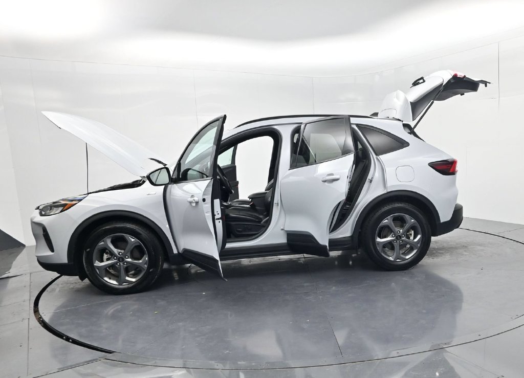 Used 2025 Ford Escape ST-Line FWD image 65