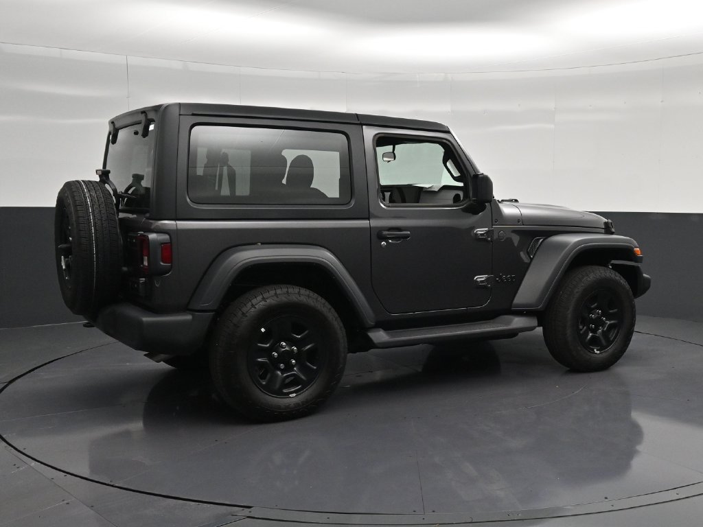 Used 2026 Jeep Wrangler Sport AWD/4WD image 3