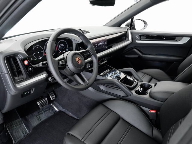 New 2026 Porsche Cayenne S image 4