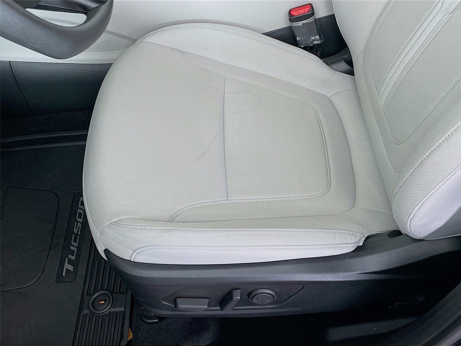 Certified 2025 Hyundai Tucson SEL AWD/4WD image 22