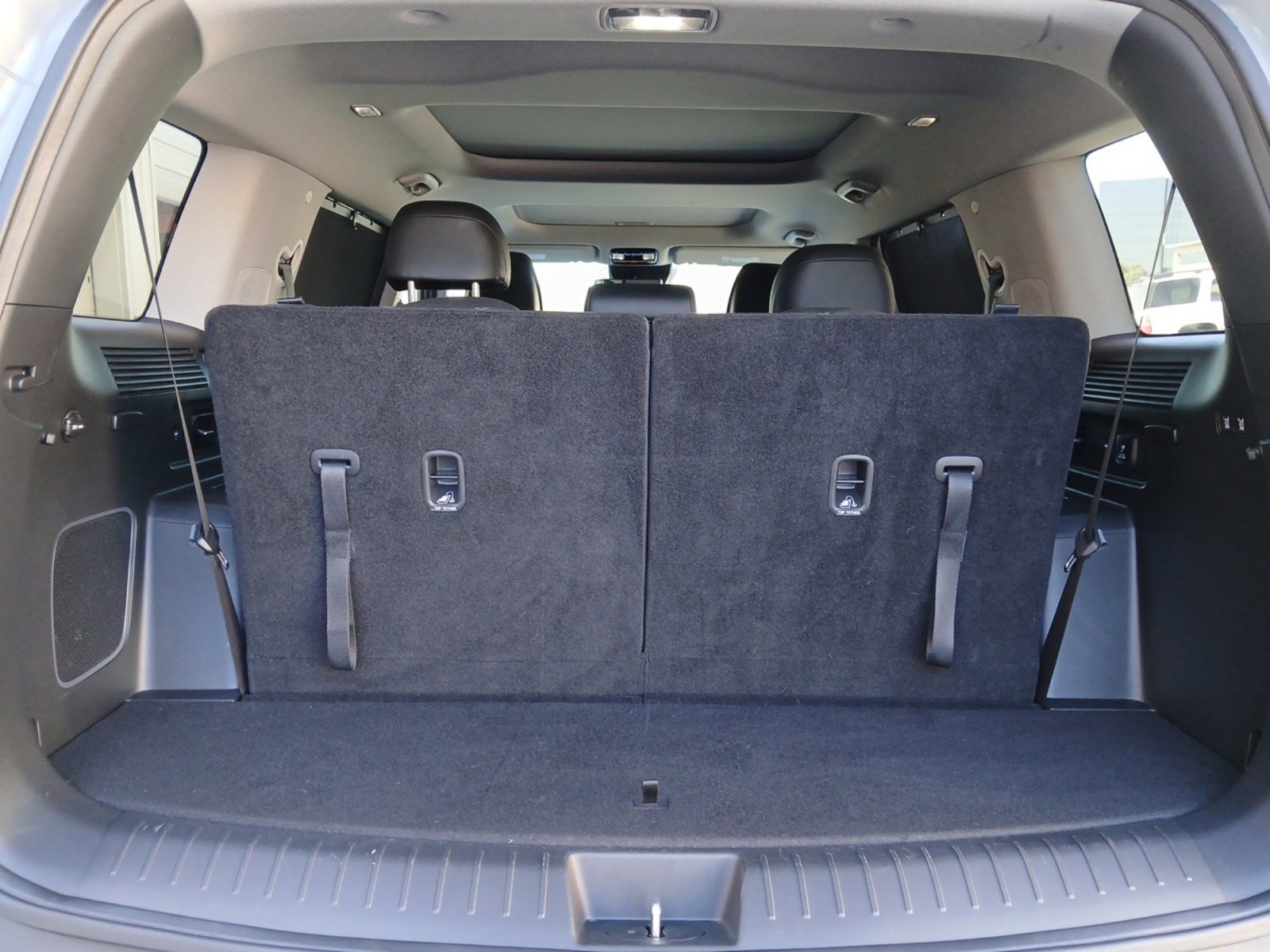 Used 2024 Hyundai Santa Fe Limited image 16