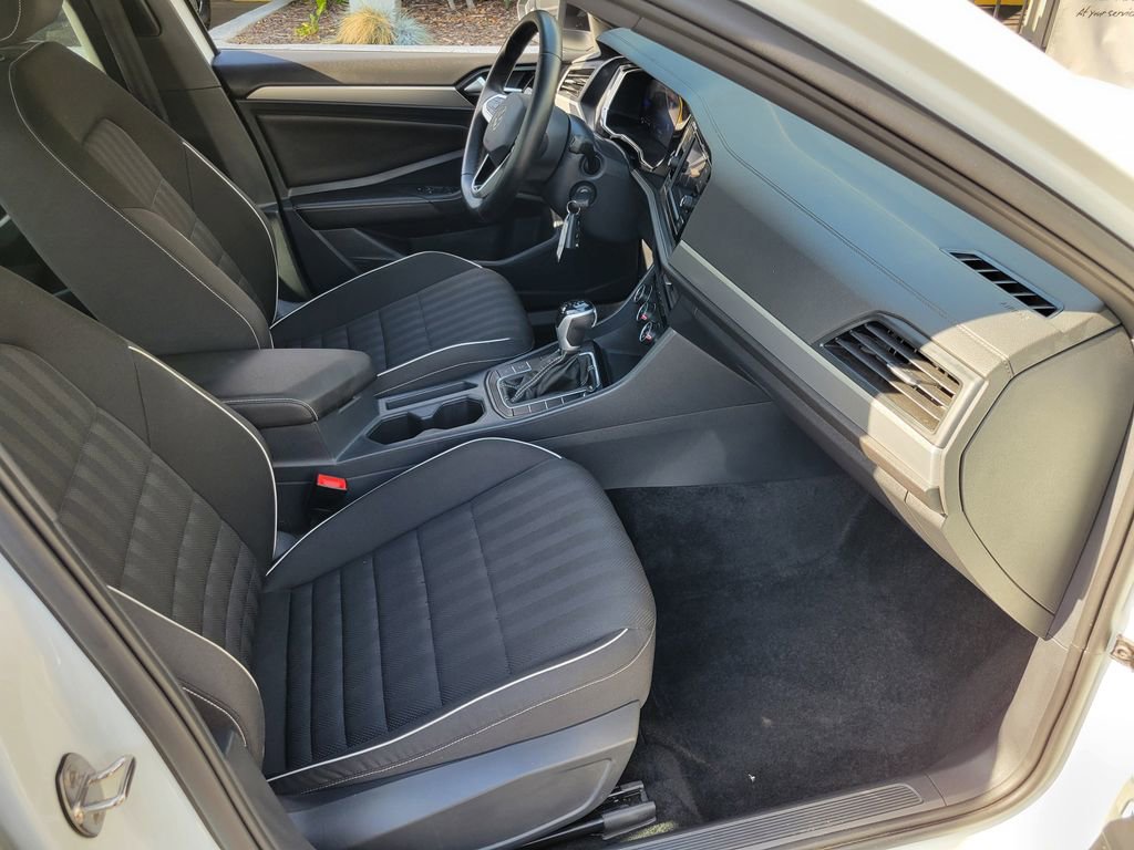Used 2023 Volkswagen Jetta Sport FWD image 16