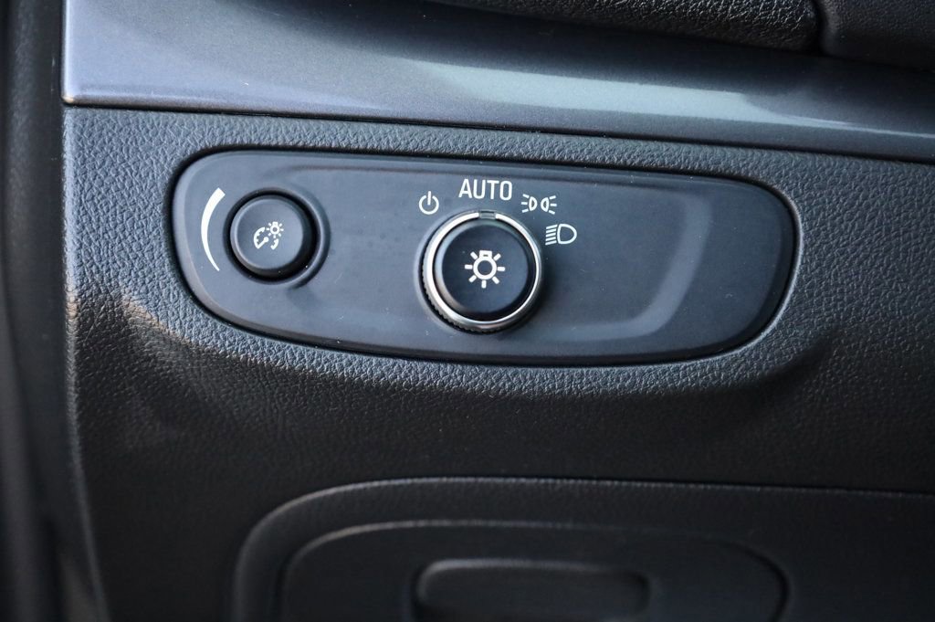 Used 2017 Buick Encore Preferred image 35