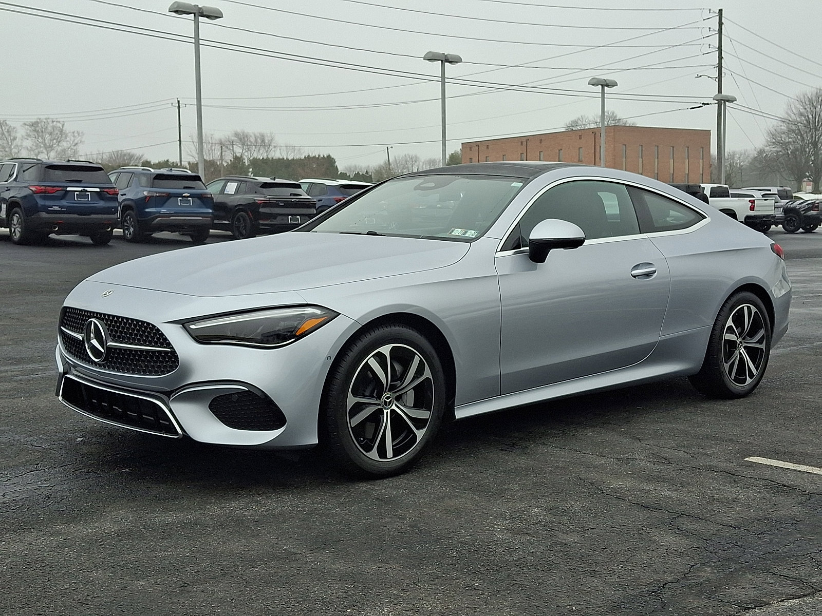 Used 2024 Mercedes-Benz CLE 300 4MATIC Coupe image 3