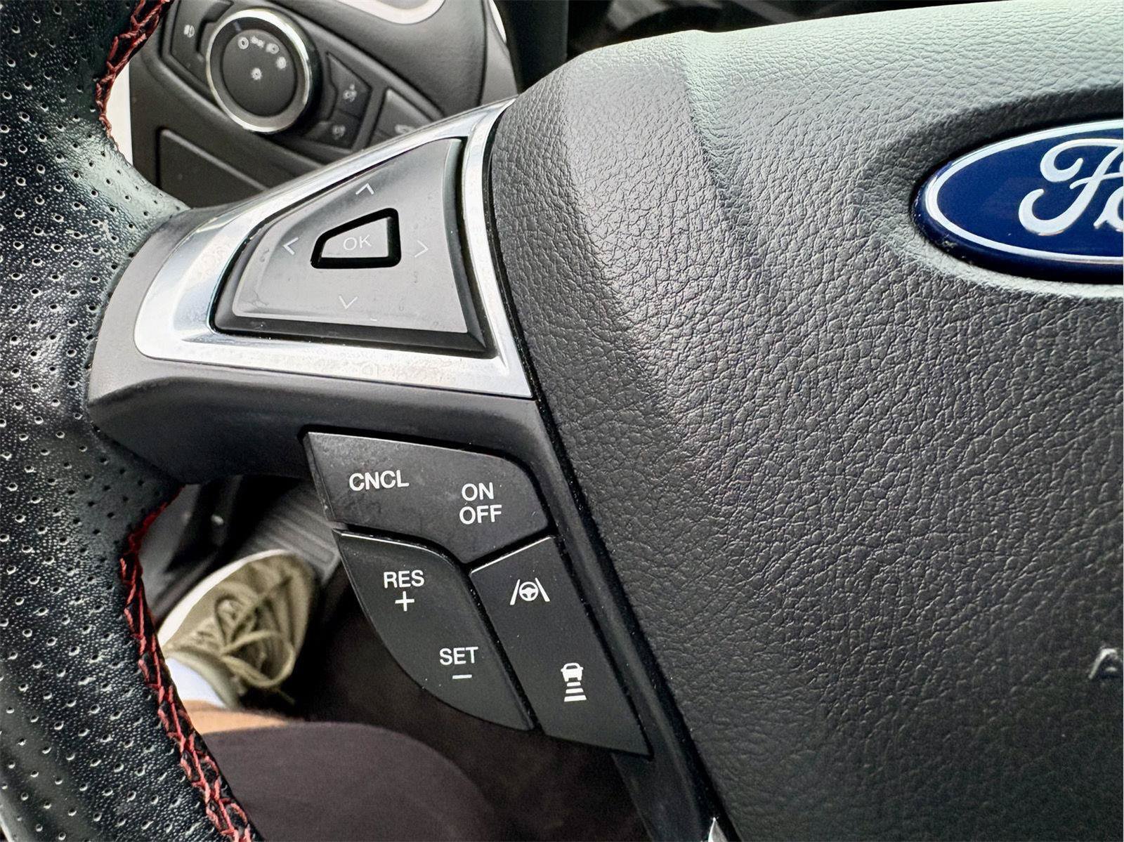 Used 2020 Ford Edge ST-Line FWD image 18