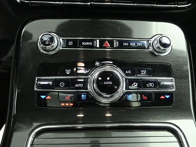 Certified 2022 Lincoln Nautilus Reserve w/ Equipment Group 201A image 15