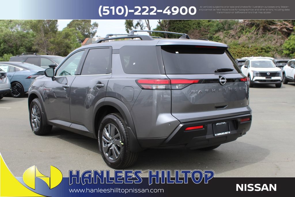 New 2026 Nissan Pathfinder SV w/ Cargo Package AWD/4WD image 9