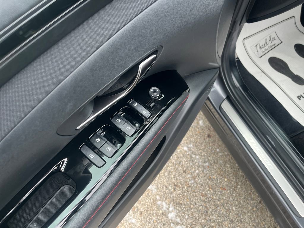 Used 2022 Hyundai Tucson N Line image 13