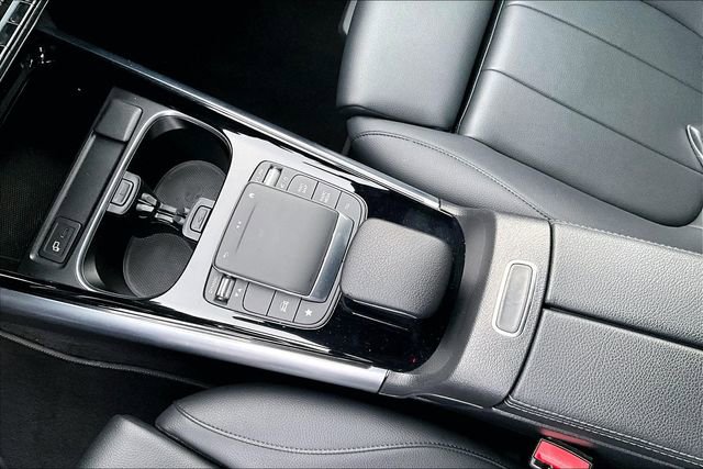 Used 2023 Mercedes-Benz GLA 250 4MATIC image 17