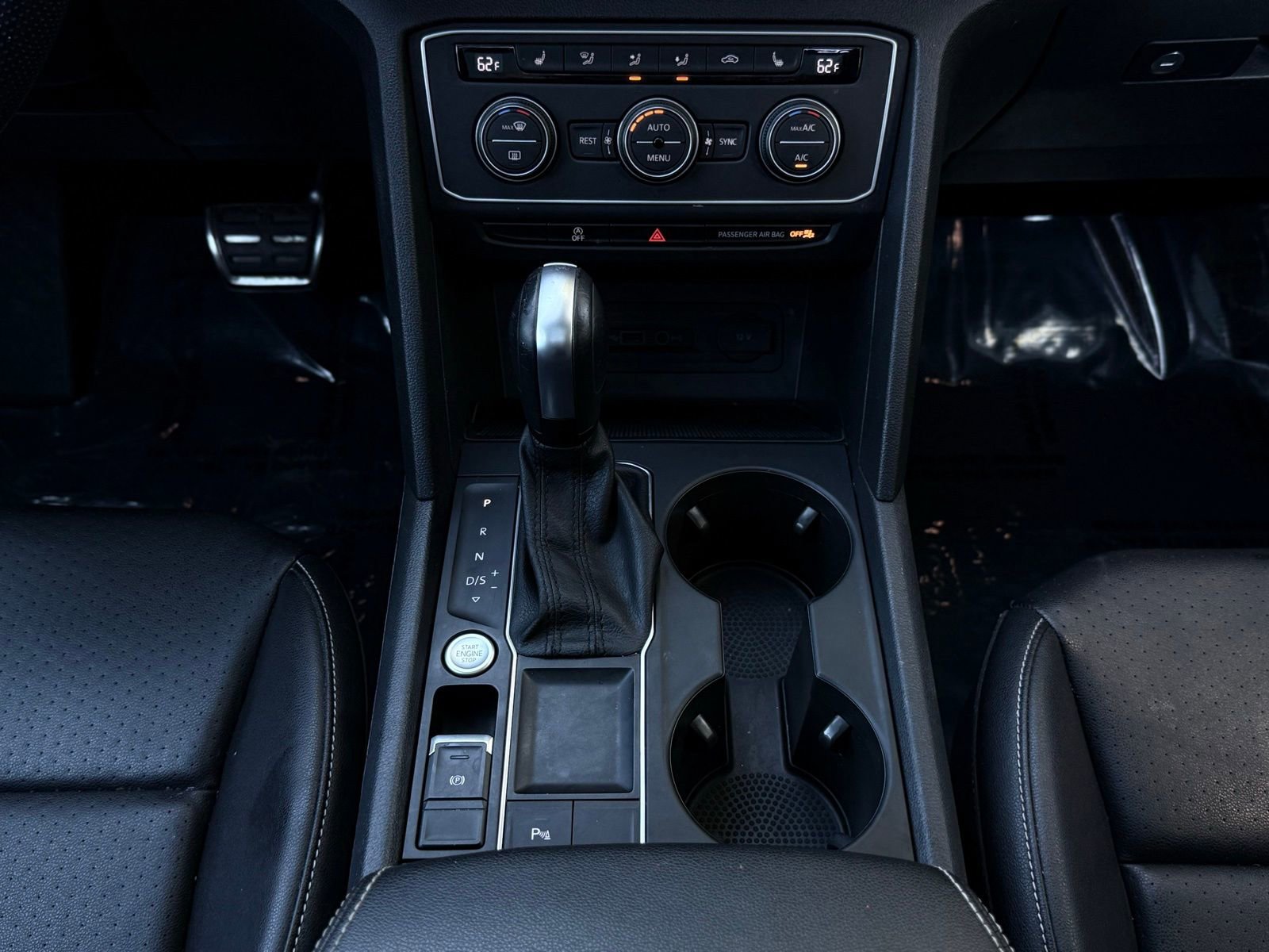 Used 2021 Volkswagen Atlas SE w/ Panoramic Sunroof Package image 28