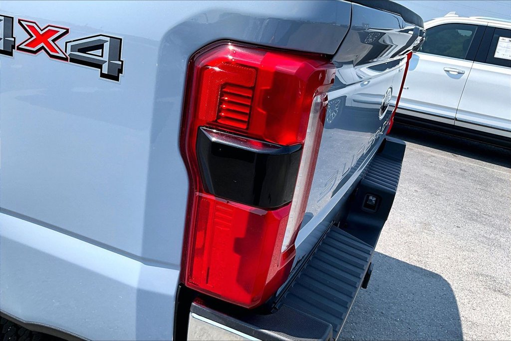 Used 2024 Ford F250 Lariat AWD/4WD image 26